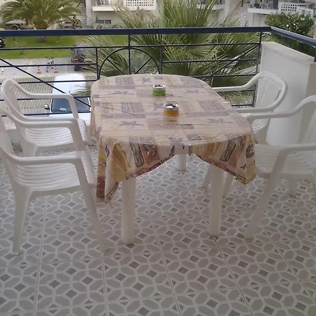 Esperides Apartament *